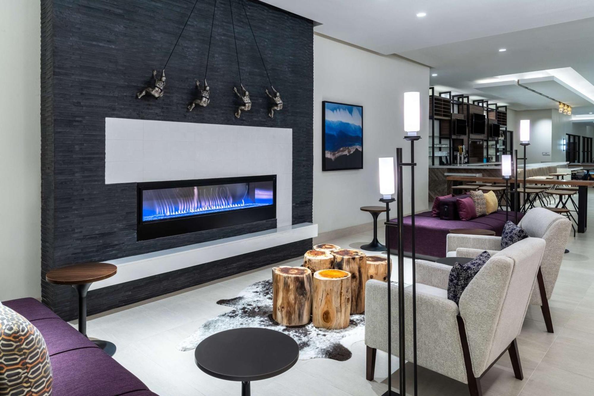 Hilton Garden Inn Longmont Ngoại thất bức ảnh
