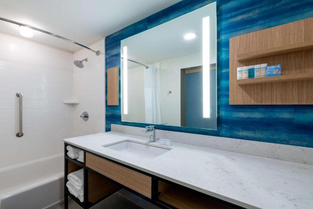 Hilton Garden Inn Longmont Ngoại thất bức ảnh